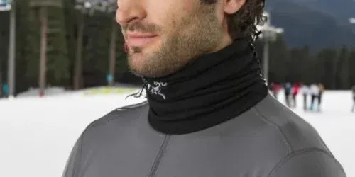 using a neck gaiter for warmth
